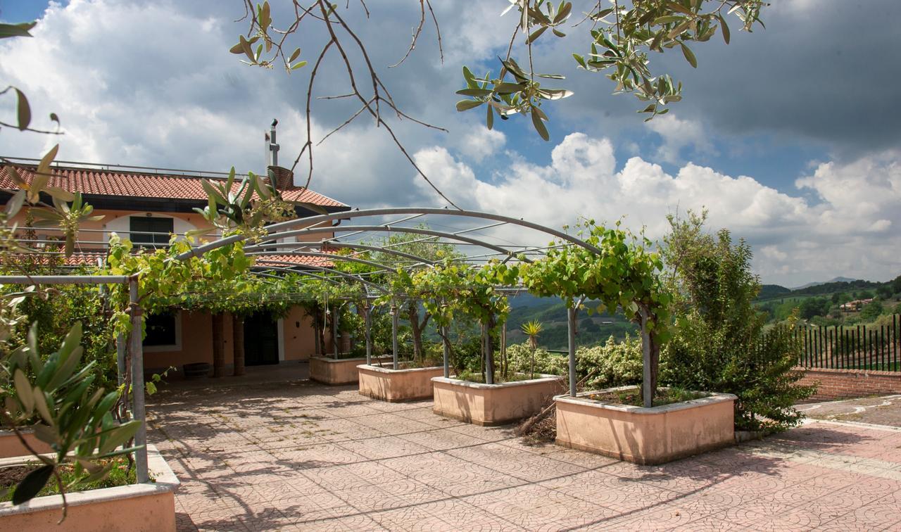 Lisandro Wine Resort Apartments Caserta Castel Campagnano Bagian luar foto