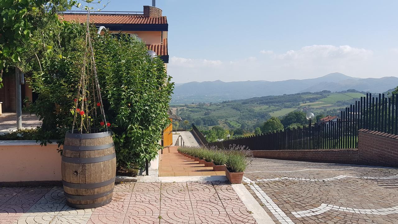 Lisandro Wine Resort Apartments Caserta Castel Campagnano Bagian luar foto