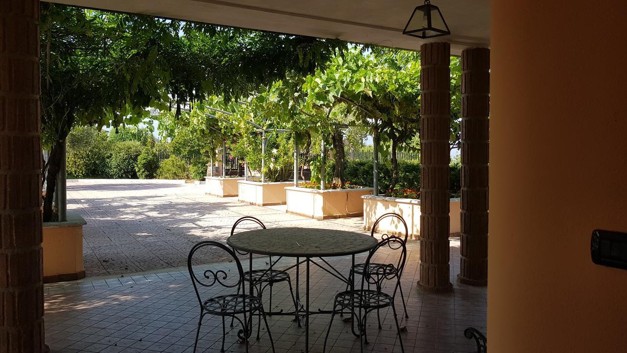Lisandro Wine Resort Apartments Caserta Castel Campagnano Bagian luar foto